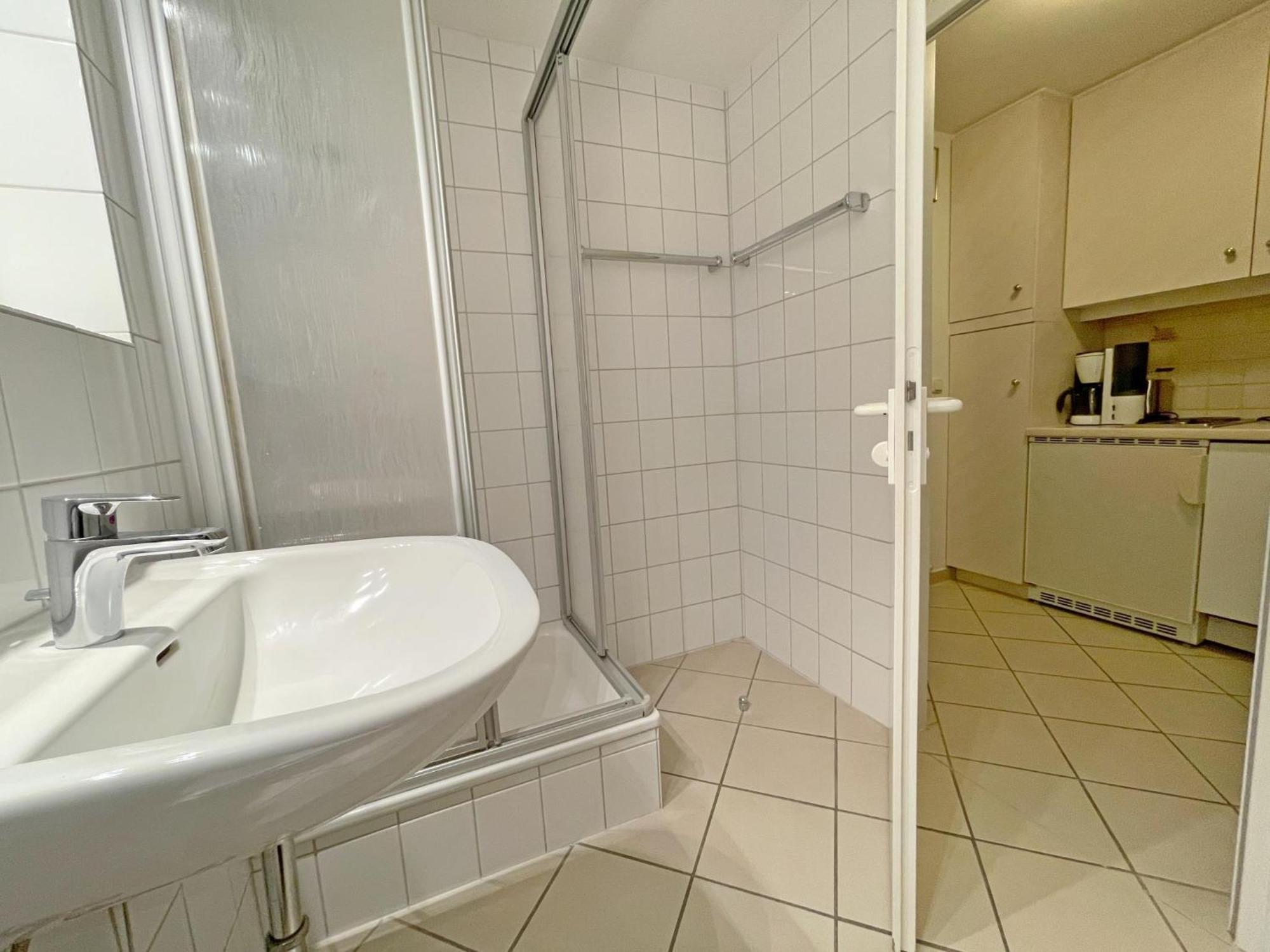 Apartment Haus Metropol App 113 Direkt Am Mit Balkon Cityblick